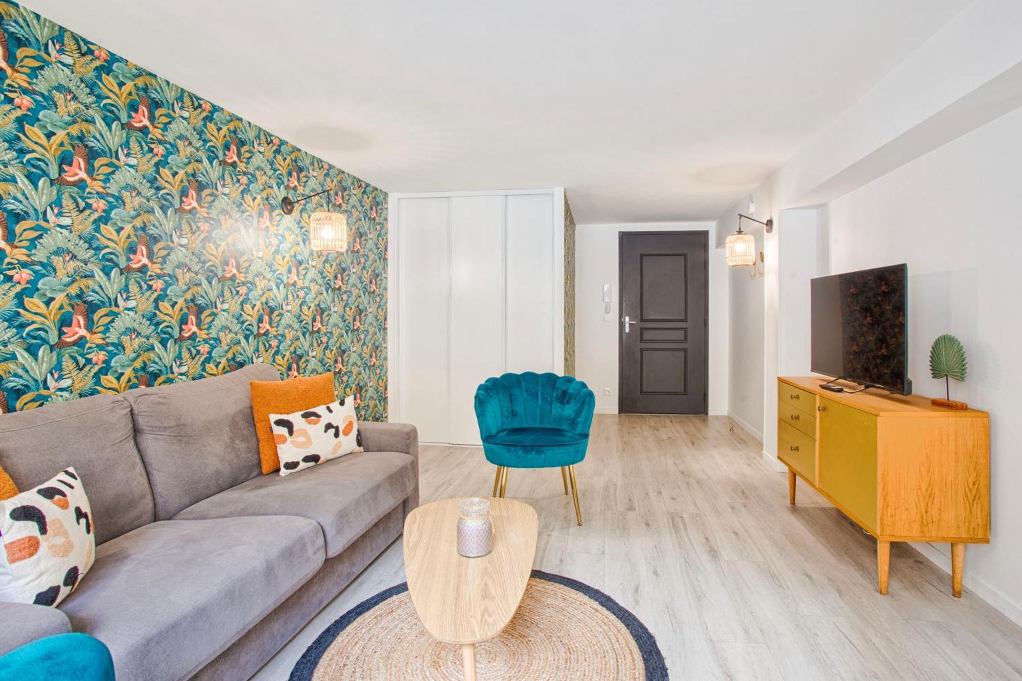 Affaire, Petit Dejeuner Offert En Hypercentre Aparthotel